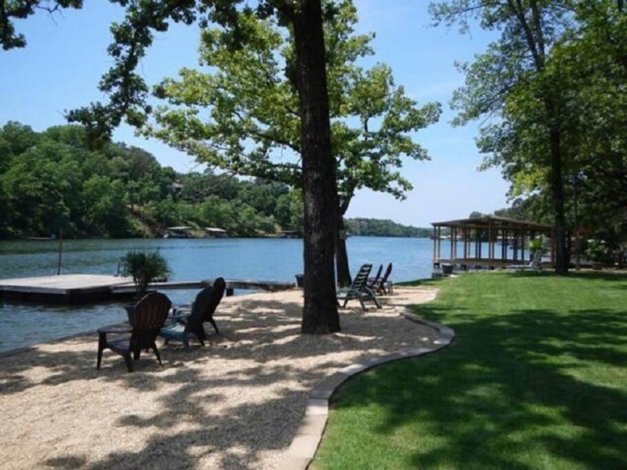#02 - Unique Lakeside Studio Cottage- Pet Friendly 핫스프링스 외부 사진